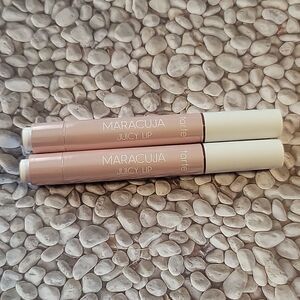 Tarte Maracuja Juicy Lip in Lily